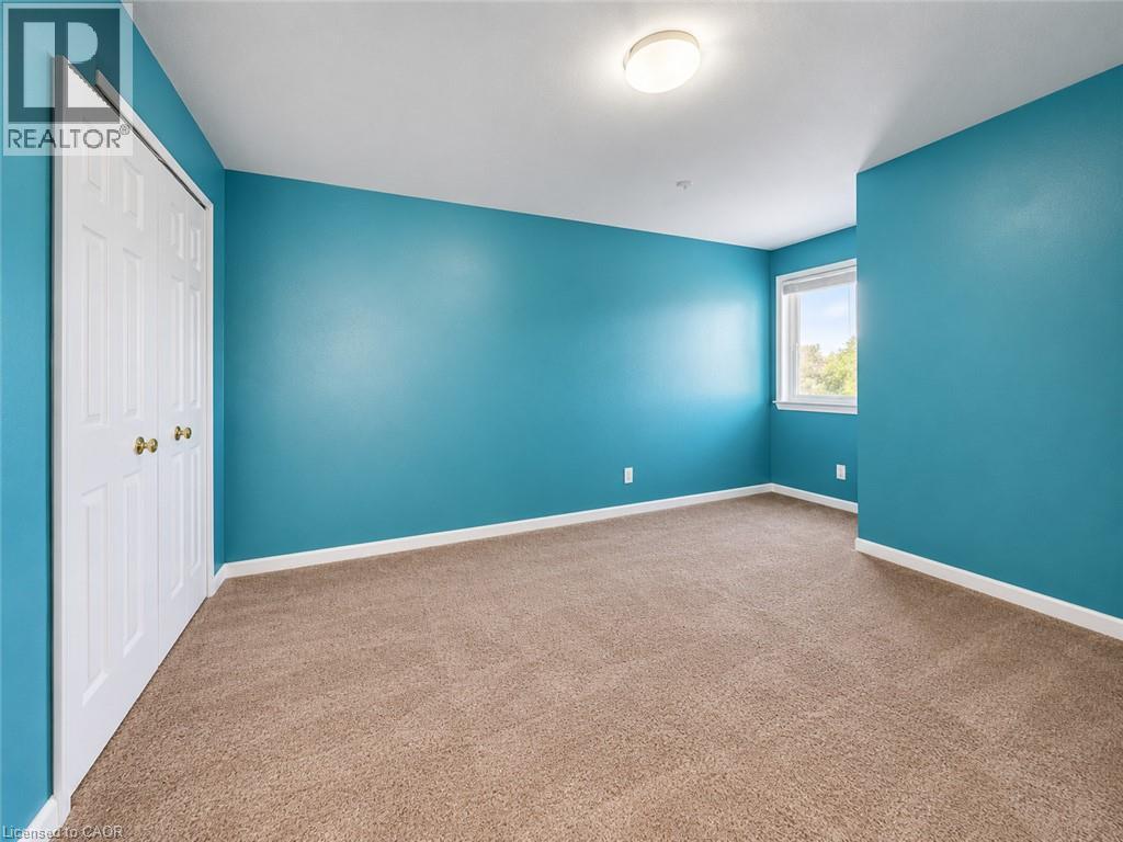 98 Donnenwerth Drive, Kitchener, Ontario  N2E 4C9 - Photo 14 - 40869401