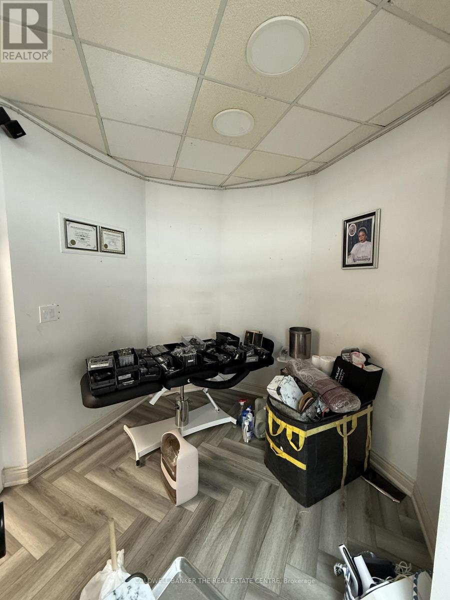 11a - 90 Regina Road, Vaughan, Ontario  L4L 8M6 - Photo 10 - N13878052