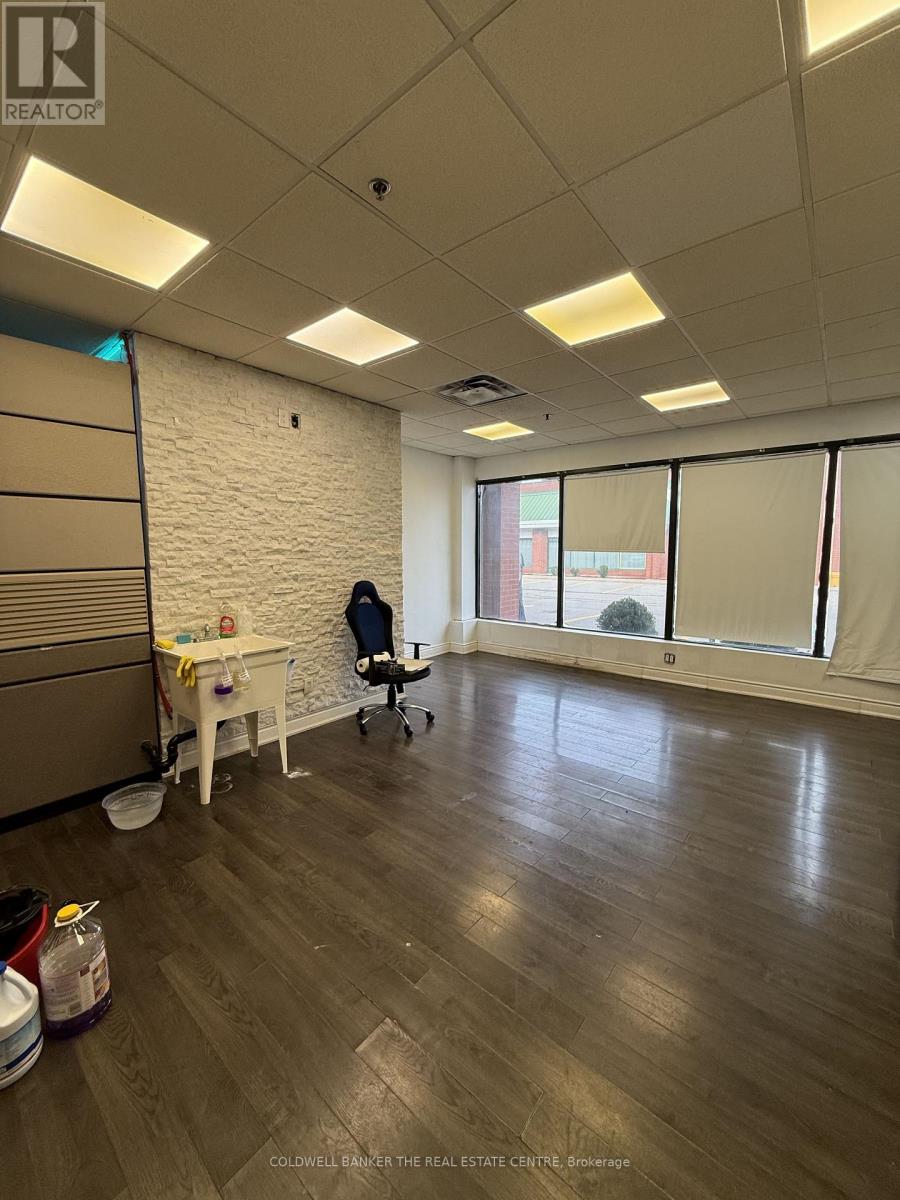 11a - 90 Regina Road, Vaughan, Ontario  L4L 8M6 - Photo 13 - N13878052