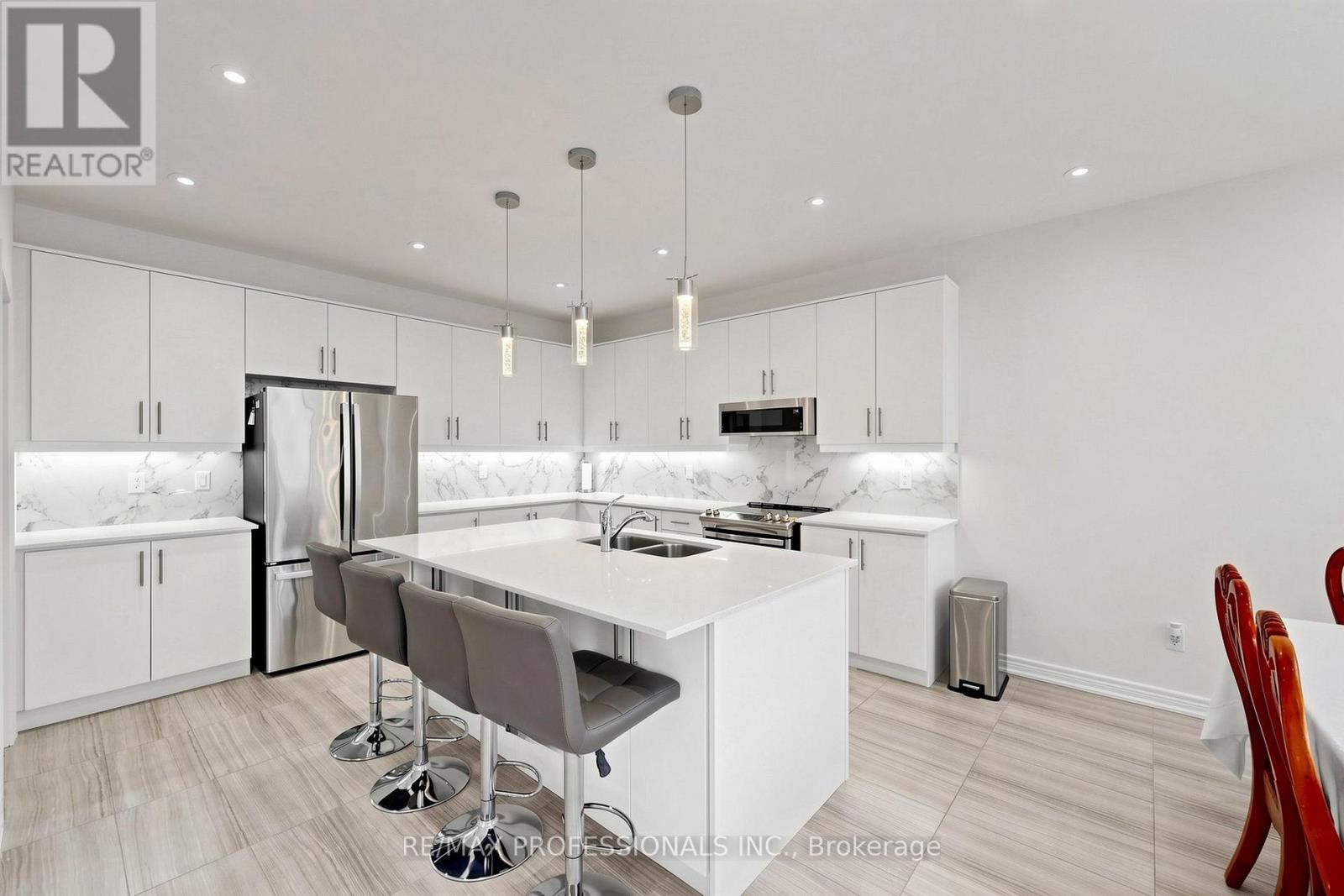 1450 Davis Loop, Innisfil, Ontario  L0L 1W0 - Photo 13 - N13878088