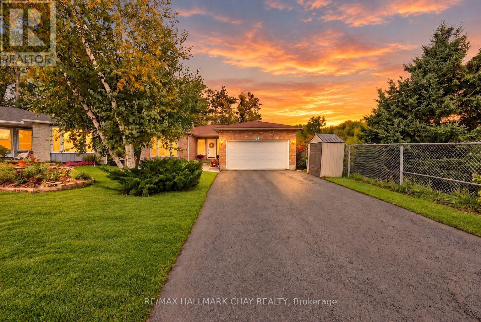 87 MCVEIGH DRIVE, Barrie, Ontario