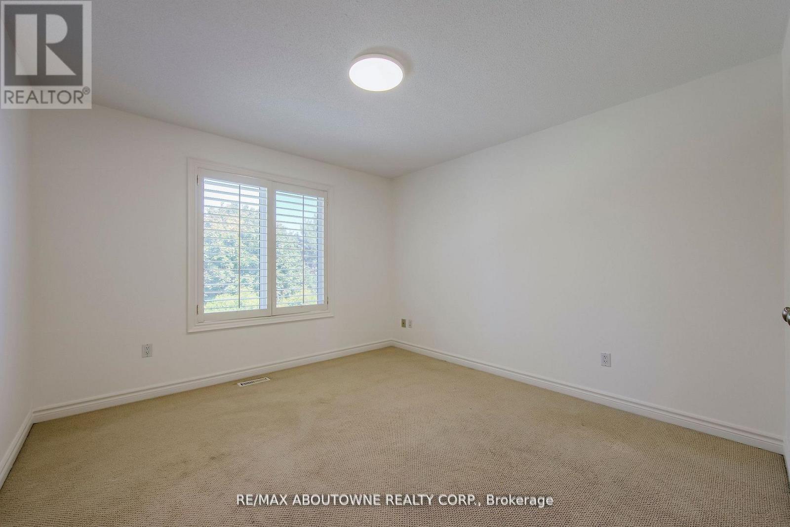 1487 The Links Drive, Oakville, Ontario  L6M 2P2 - Photo 17 - W13878102