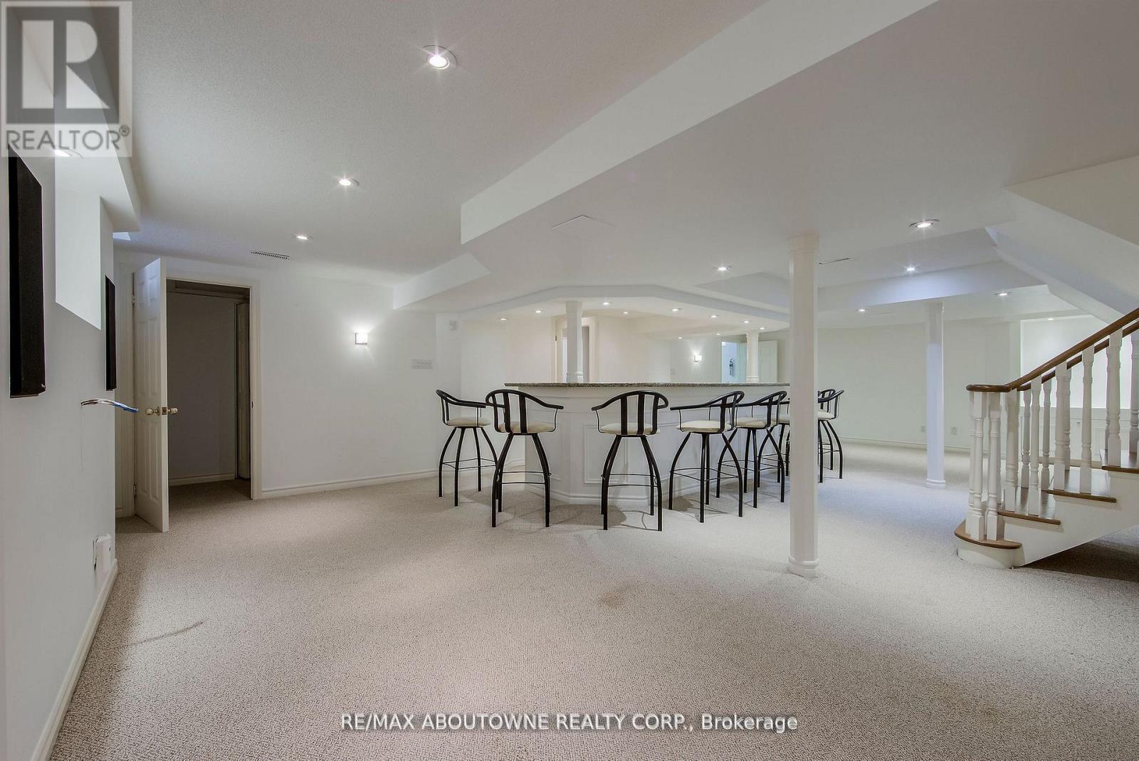 1487 The Links Drive, Oakville, Ontario  L6M 2P2 - Photo 25 - W13878102