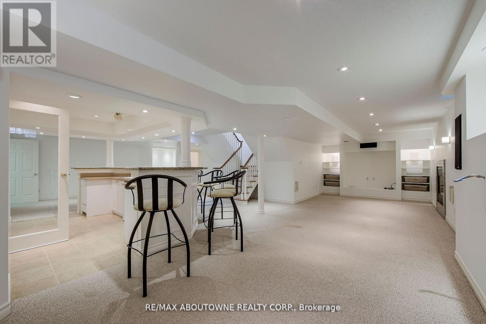 1487 The Links Drive, Oakville, Ontario  L6M 2P2 - Photo 26 - W13878102