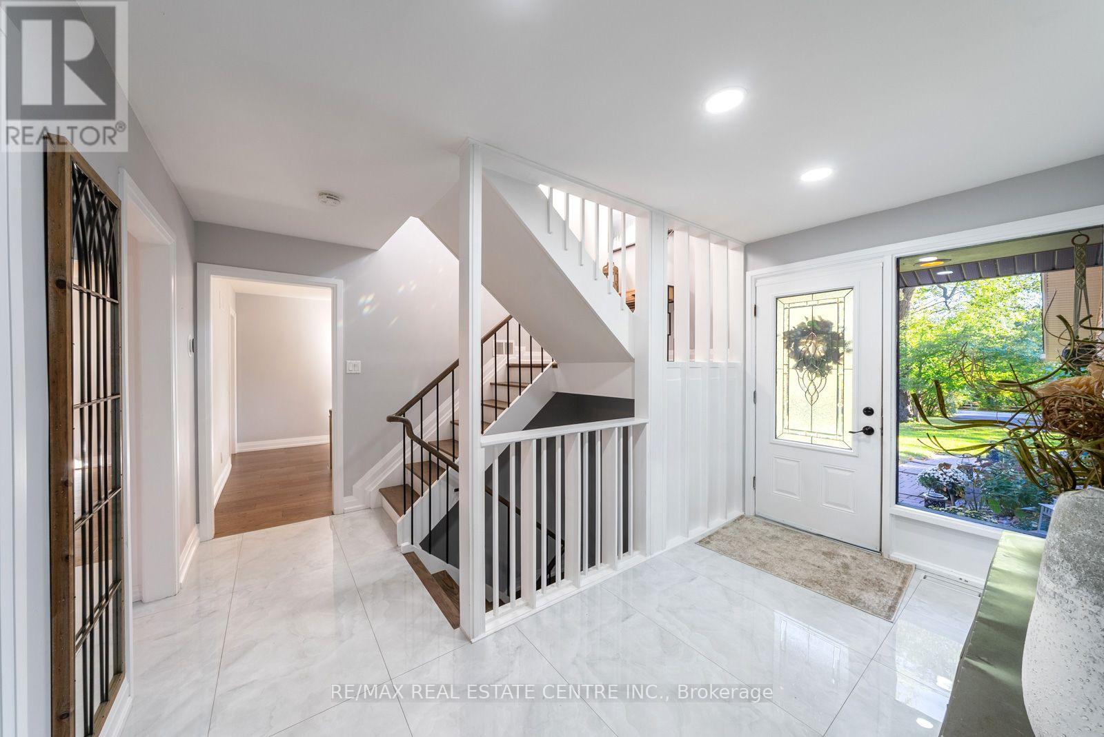 1 Cedar Drive, Caledon, Ontario  L7K 1H4 - Photo 13 - W13878140