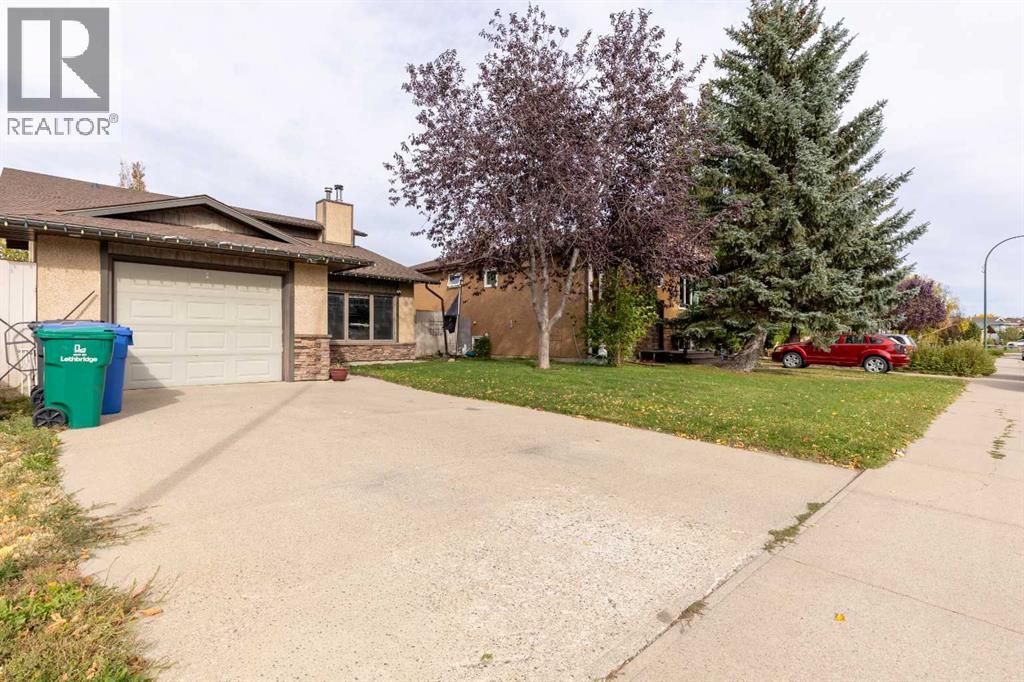 184 Lakhota Crescent W