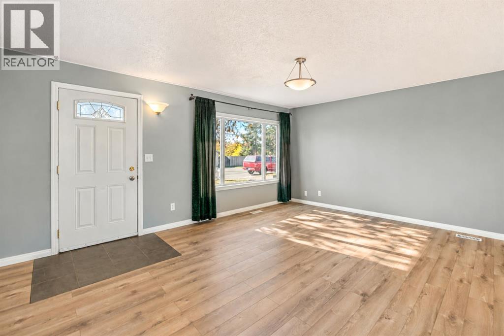 4908 Moore Street, Blackfalds, Alberta  T0M 0J0 - Photo 12 - A2350372