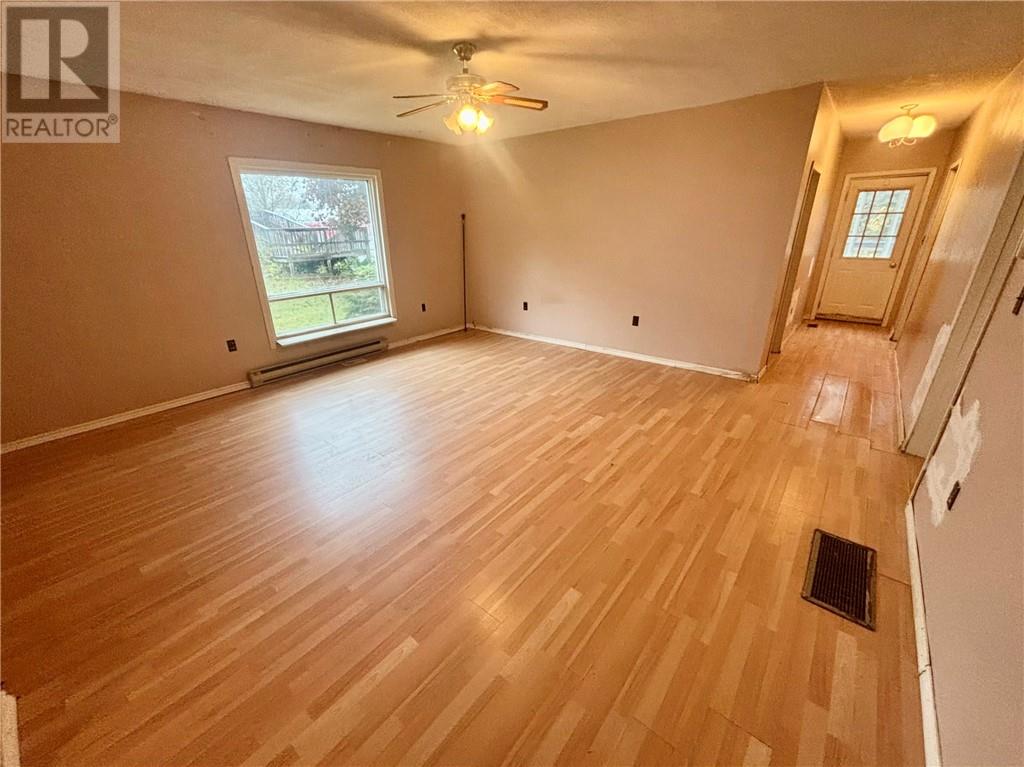 20 Cockburn Street, Little Current, Ontario P0P 1K0 - Photo 3 - 2130855