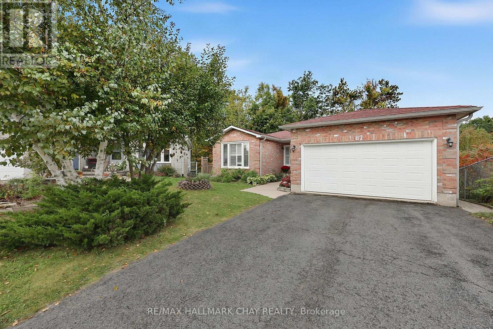 87 Mcveigh Drive, Barrie, Ontario  L4N 7E4 - Photo 30 - S13878070