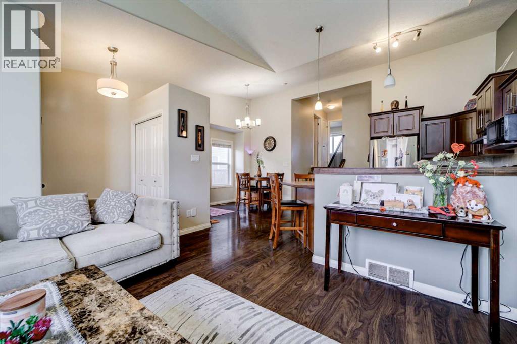 202 Silkstone Road W