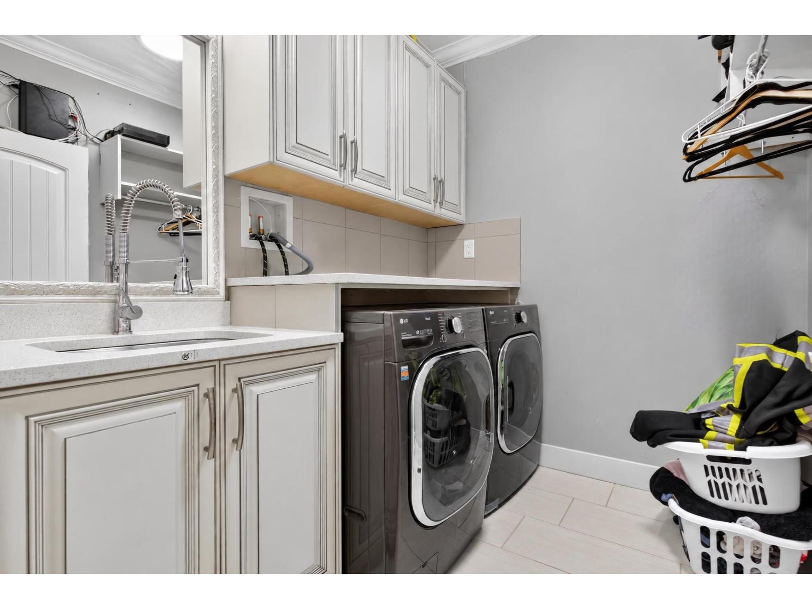 33175 Holman Place, Mission, British Columbia  V2V 0C7 - Photo 24 - R3173863
