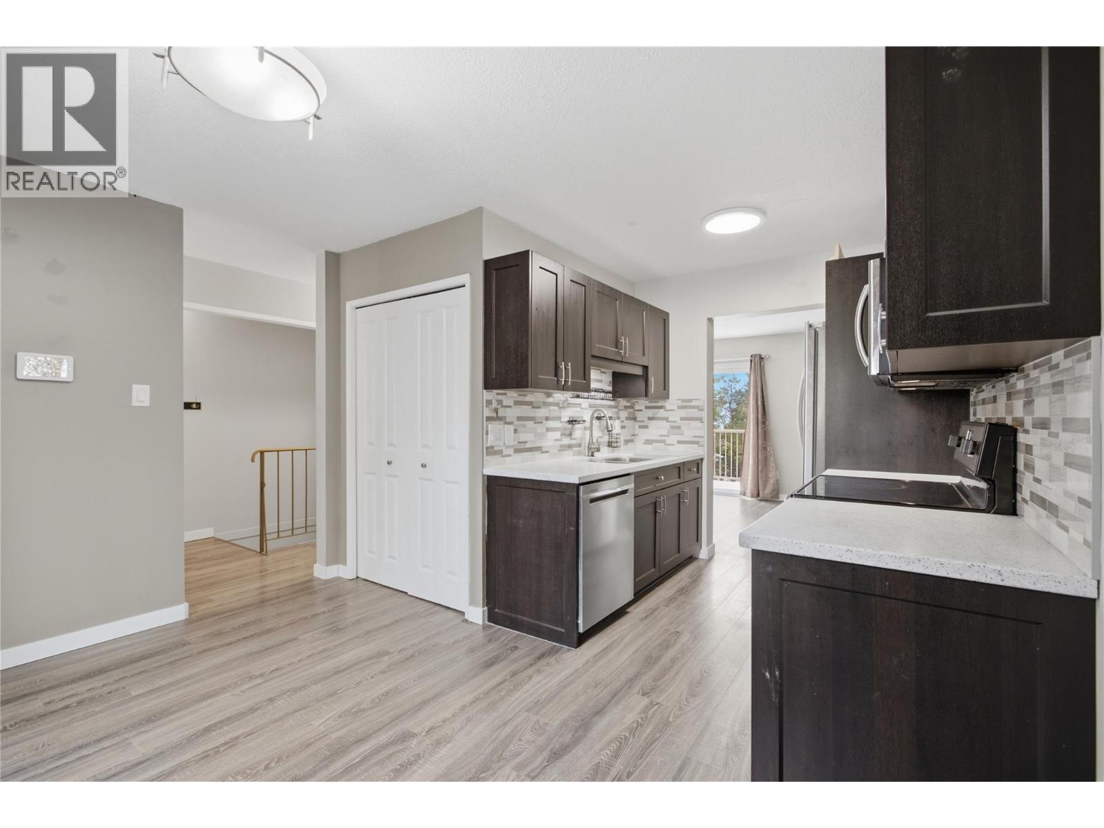 1469 Springhill Drive Unit# 22