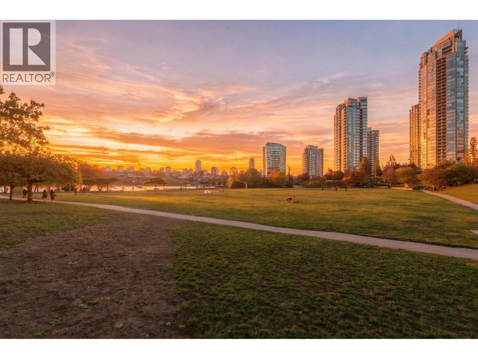2a 199 Drake Street, Vancouver, British Columbia  V6Z 2T9 - Photo 2 - R3173638