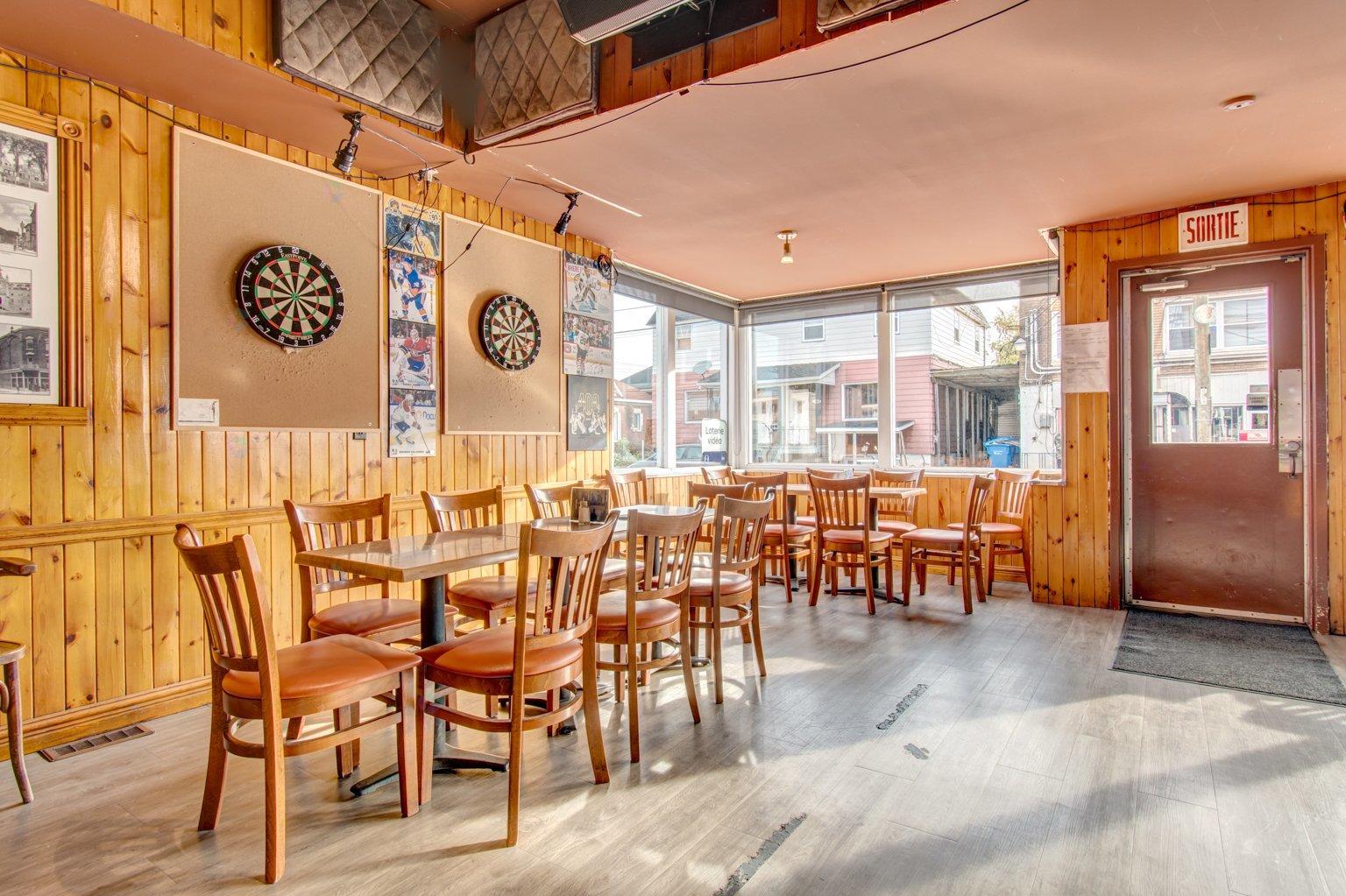 925 Rue St-Joseph Sorel-Tracy Quebec Canada J3R3R1 5