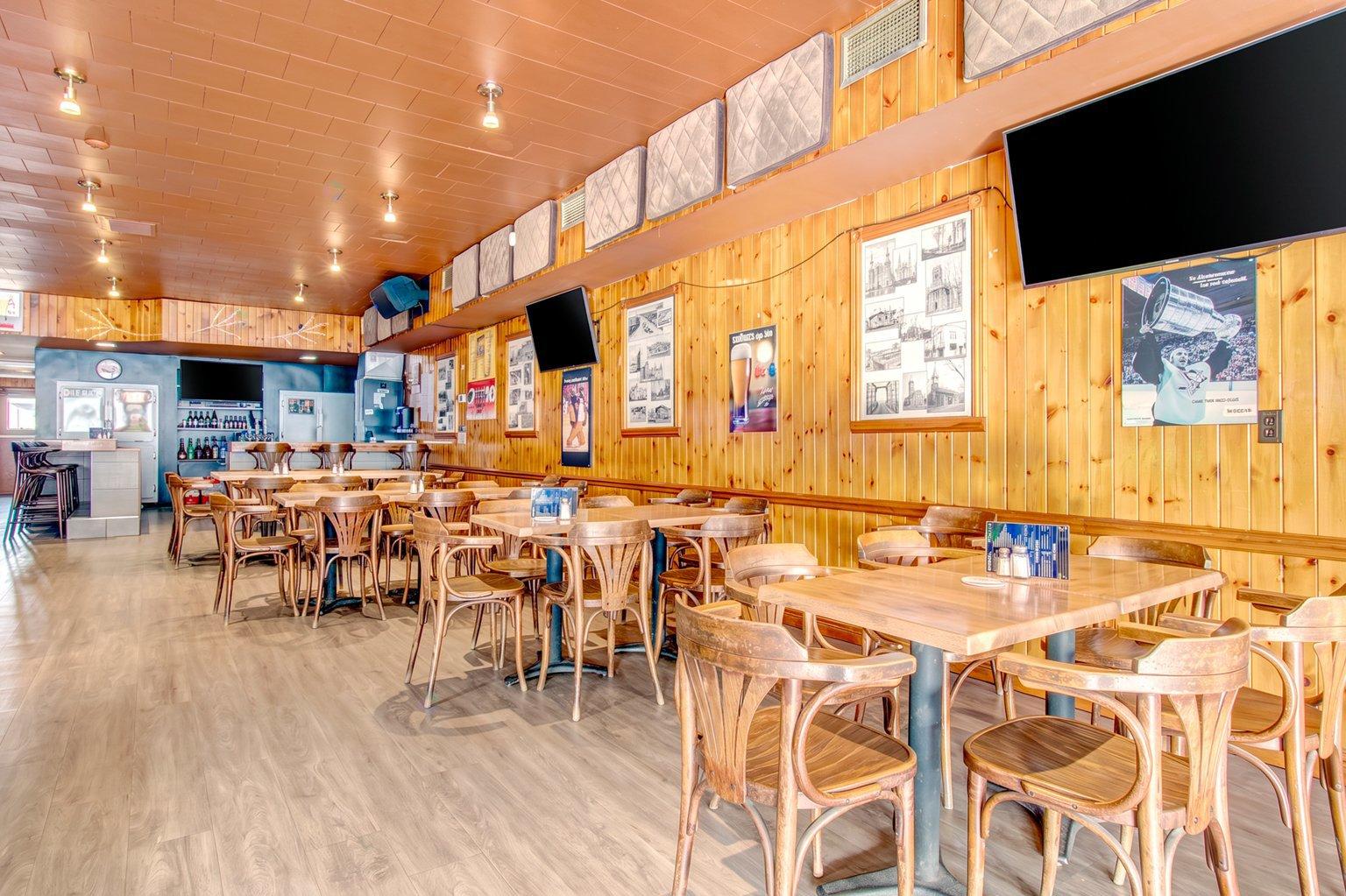 925 Rue St-Joseph Sorel-Tracy Quebec Canada J3R3R1 3