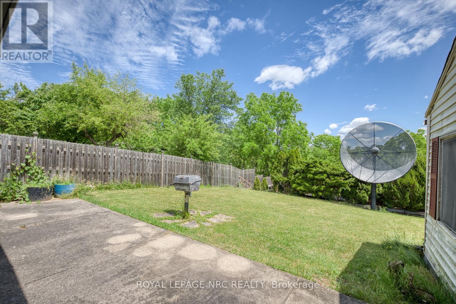 105 Hillview Road, St. Catharines (Western Hill), Ontario L2S 1S8 - Photo 30 - X13878292