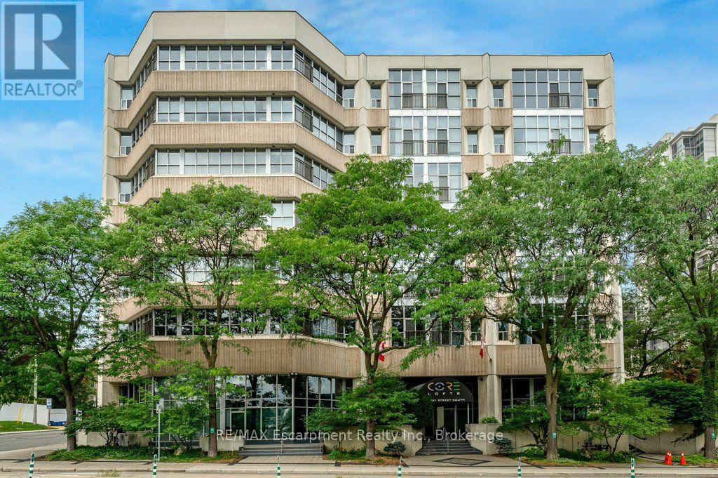 107 - 66 BAY STREET S, Hamilton, Ontario