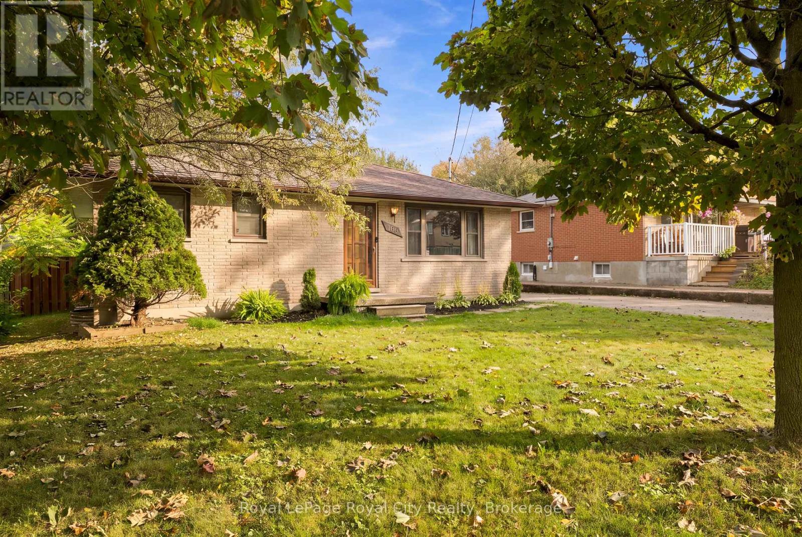 166 Victoria Road N, Guelph, Ontario  N1E 5H5 - Photo 2 - X13878174