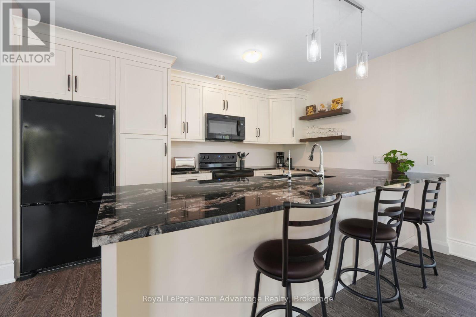 303 - 11b Salt Dock Road, Parry Sound, Ontario  P2A 3B6 - Photo 11 - X13878320