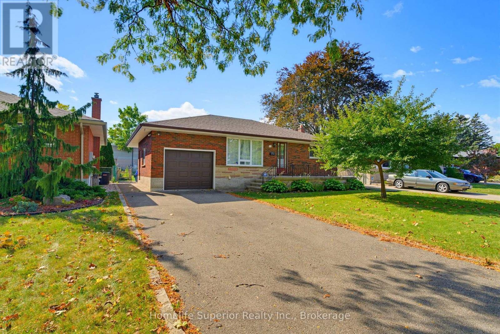 41 Wiltshire Drive N, Brantford, Ontario  N3R 5B1 - Photo 3 - X13878274