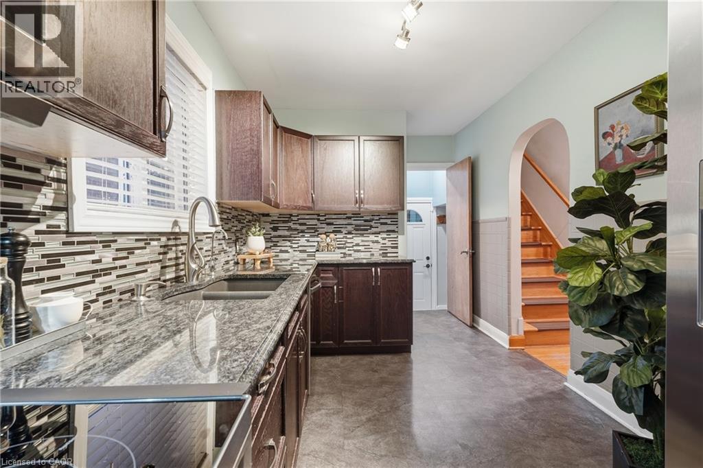 106 Cedar Street S, Kitchener, Ontario  N2G 3L9 - Photo 15 - 40869257