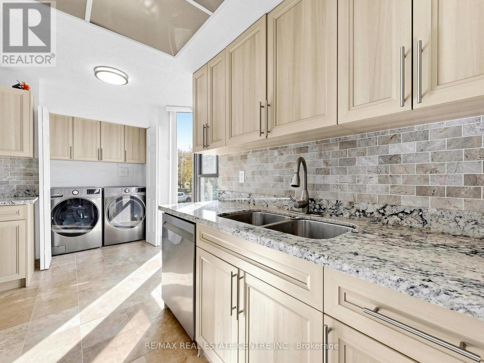 207 - 100 Antibes Drive, Toronto, Ontario  M2R 3N1 - Photo 17 - C13878230