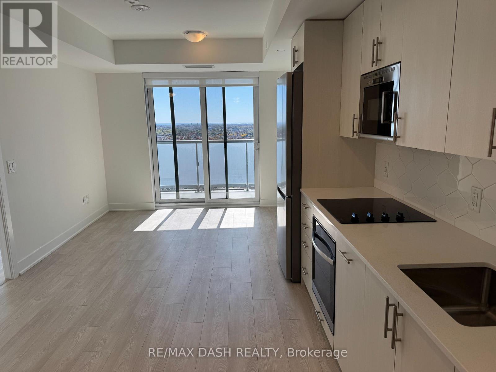 1622 - 2545 Simcoe Street N, Oshawa, Ontario  L1L 0W3 - Photo 5 - E13878330