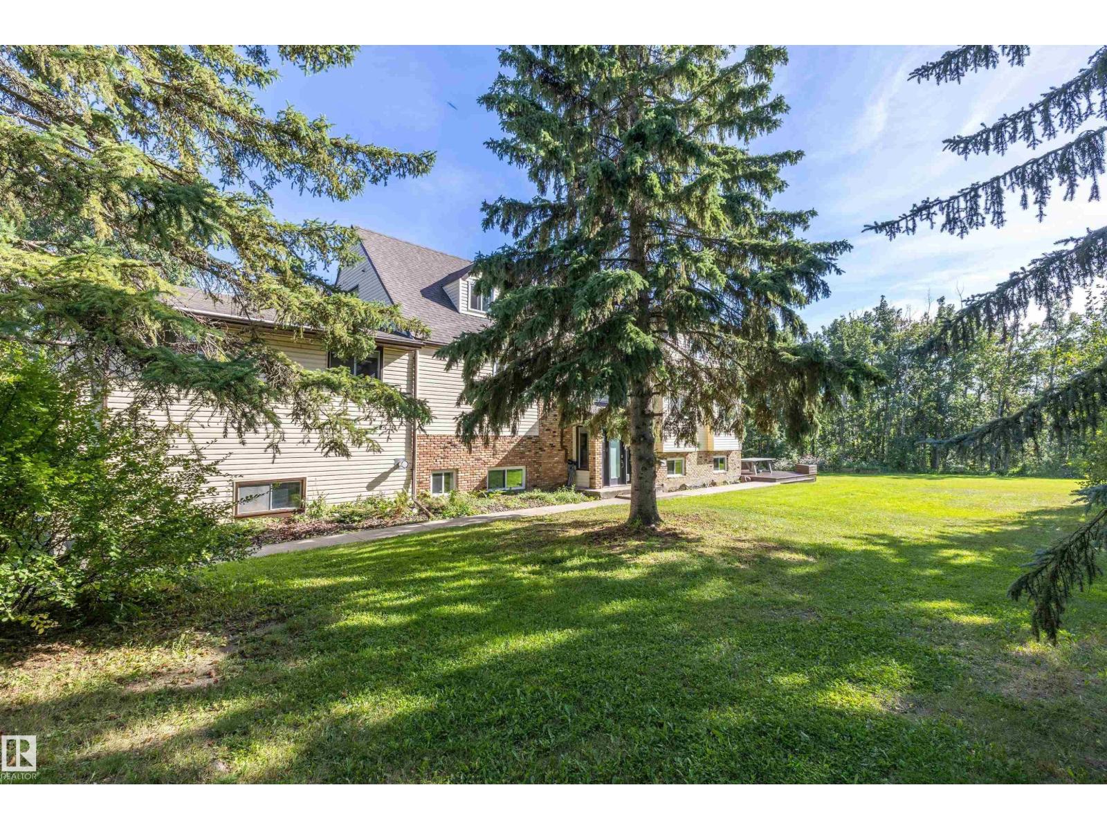 #73 52470 RANGE ROAD 221