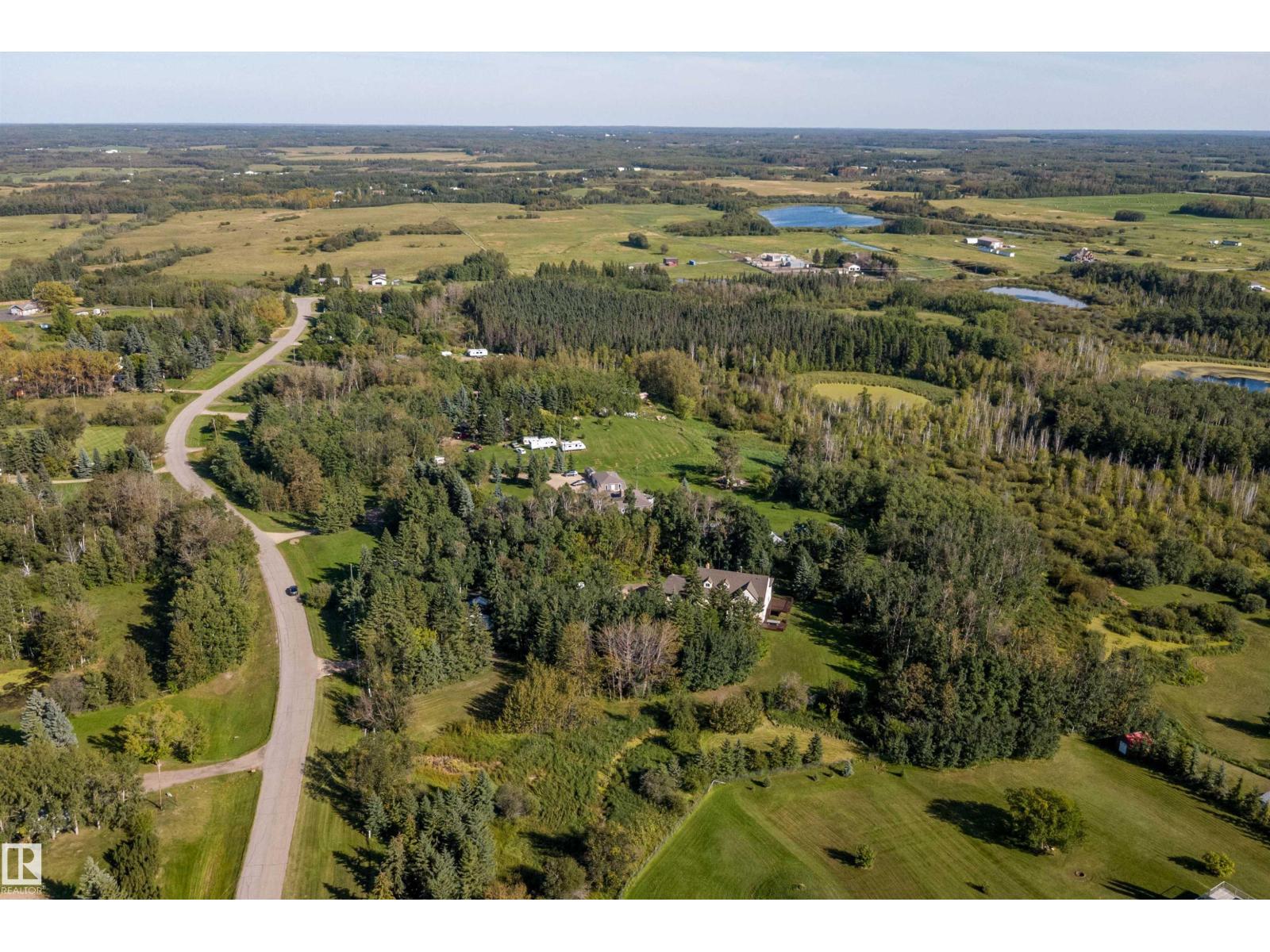#73 52470 RANGE ROAD 221