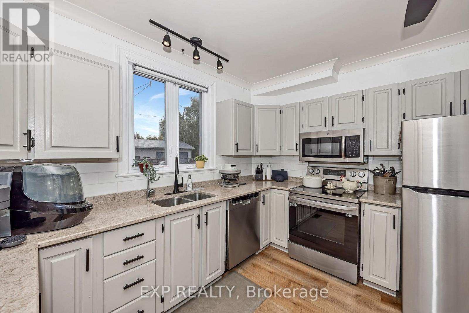 11505 Queen Street, North Dundas, Ontario  K0E 1J0 - Photo 18 - X13878392