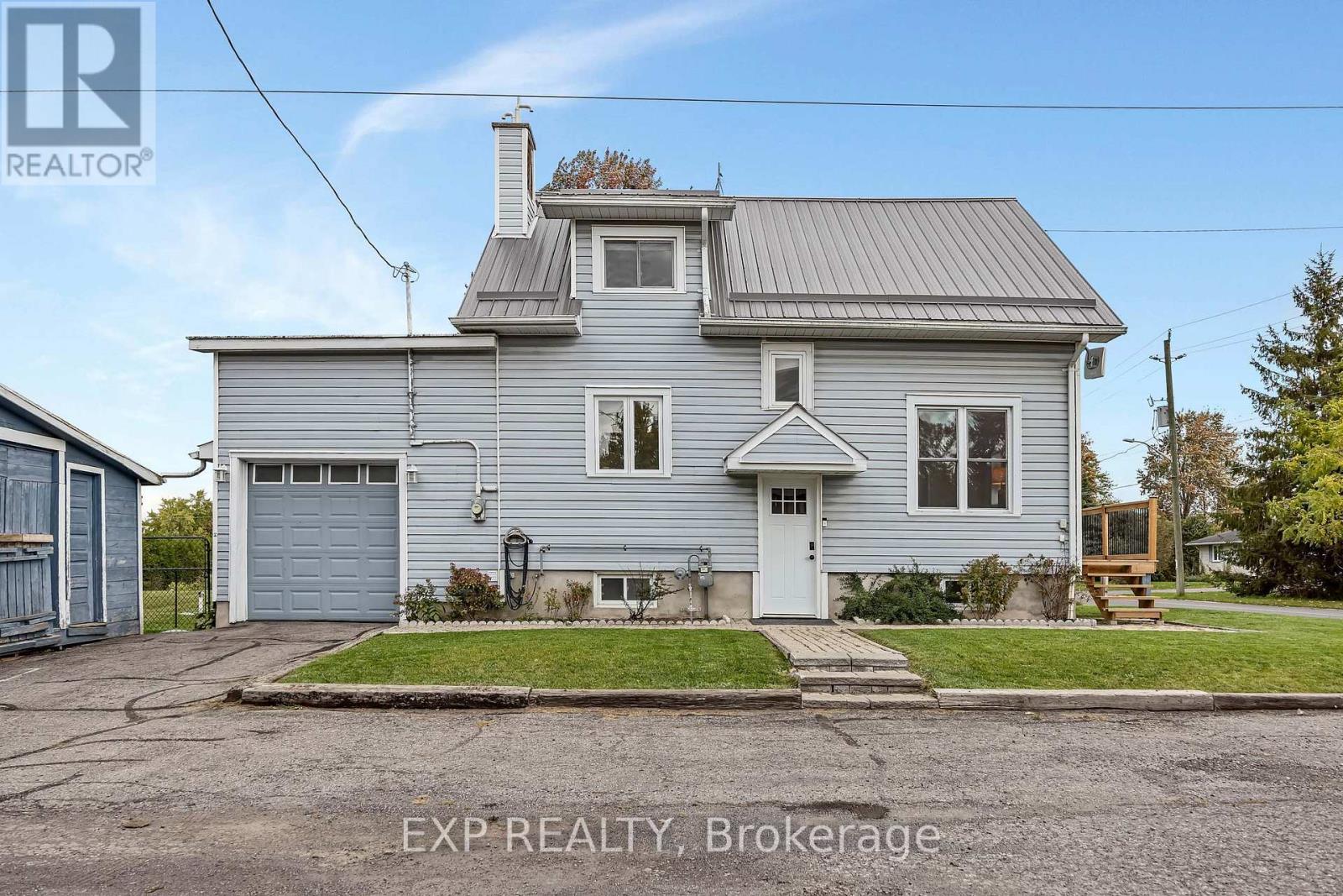 11505 Queen Street, North Dundas, Ontario  K0E 1J0 - Photo 2 - X13878392