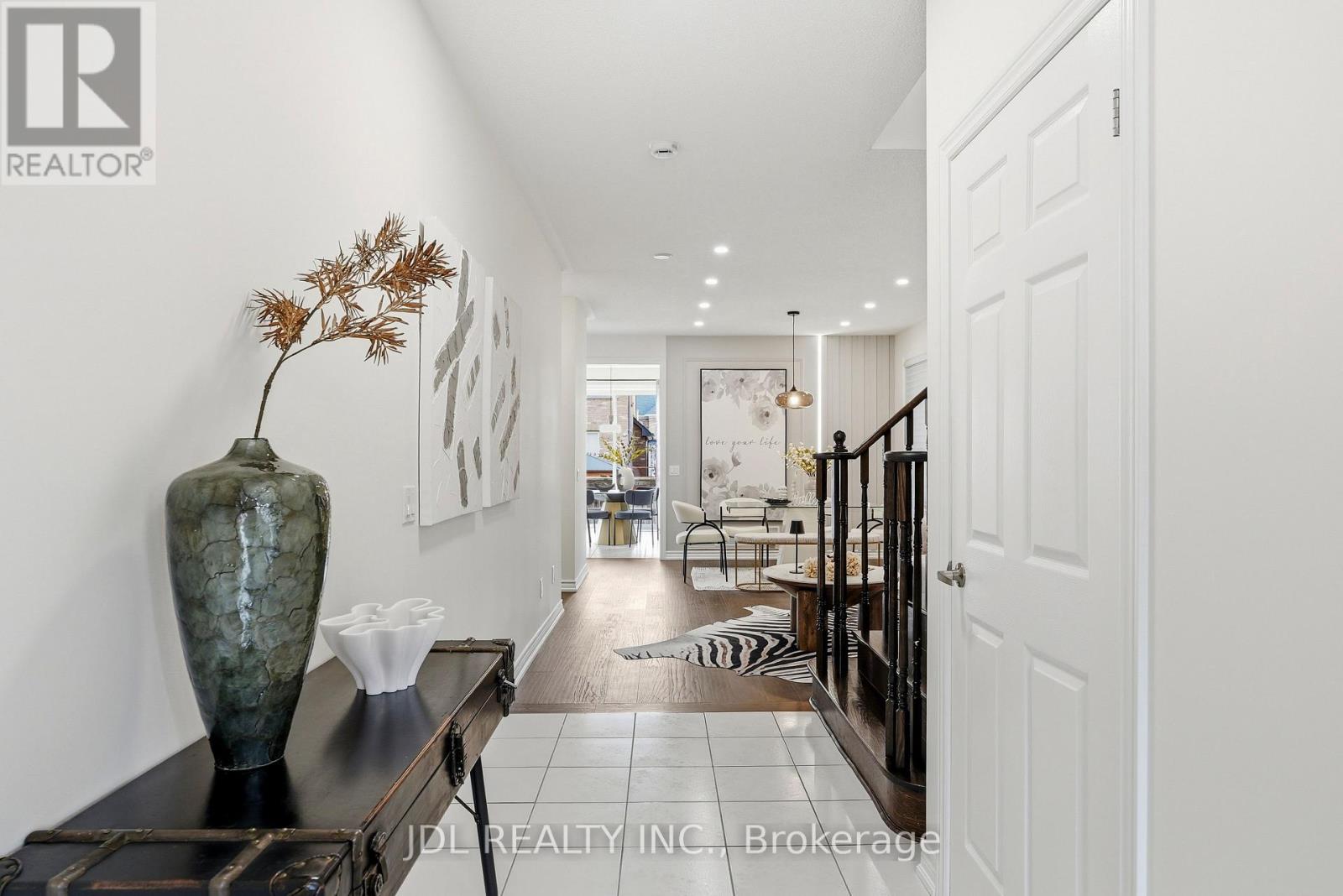 15 Beacon Point Street, Markham, Ontario  L6E 0P3 - Photo 10 - N13878244