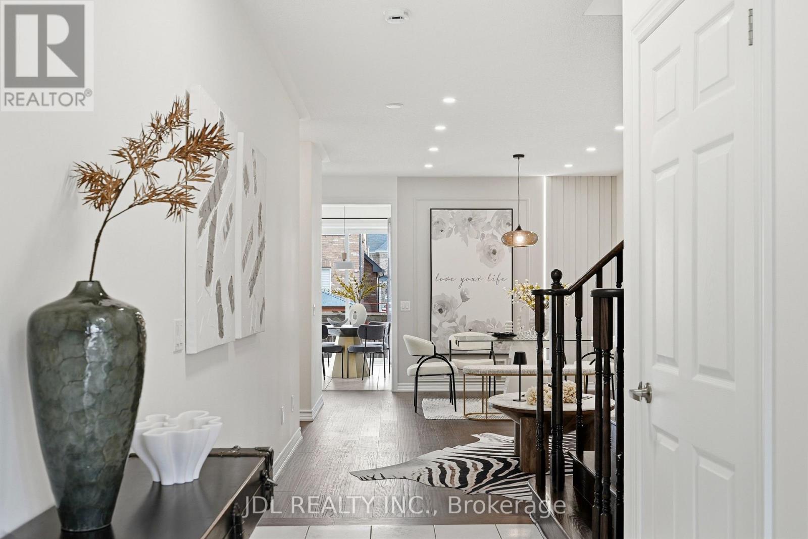 15 Beacon Point Street, Markham, Ontario  L6E 0P3 - Photo 12 - N13878244