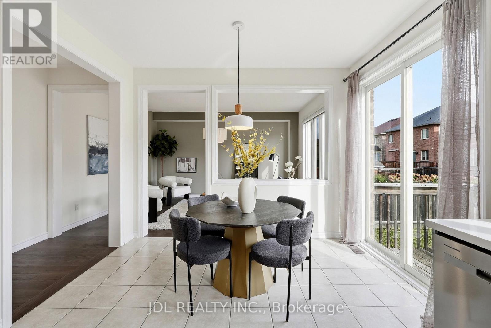 15 Beacon Point Street, Markham, Ontario  L6E 0P3 - Photo 26 - N13878244