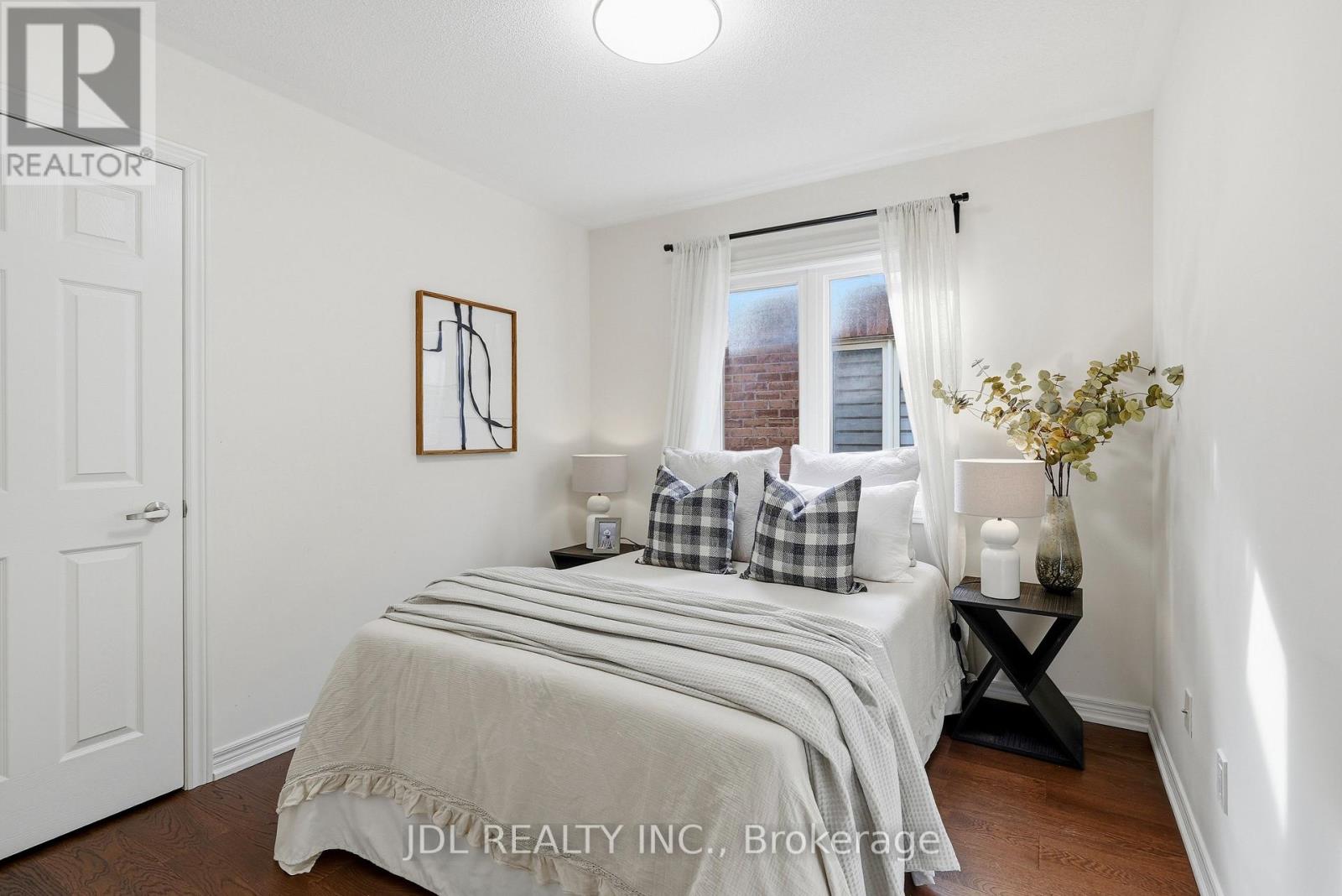 15 Beacon Point Street, Markham, Ontario  L6E 0P3 - Photo 33 - N13878244