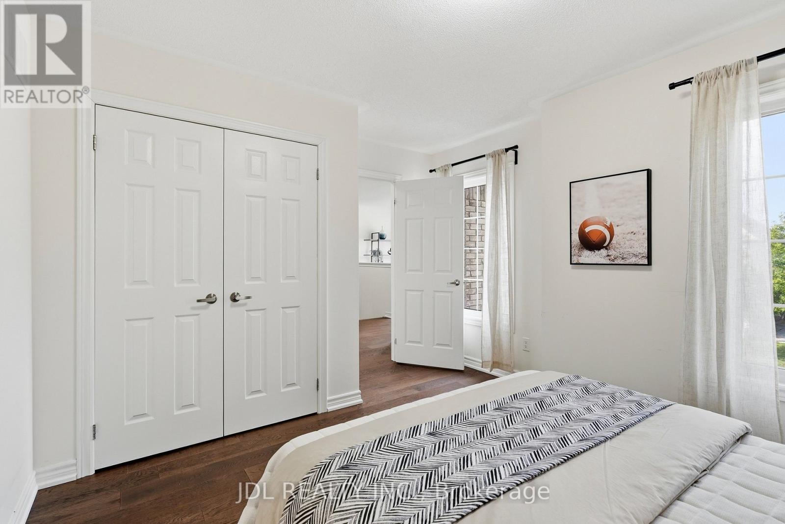 15 Beacon Point Street, Markham, Ontario  L6E 0P3 - Photo 41 - N13878244