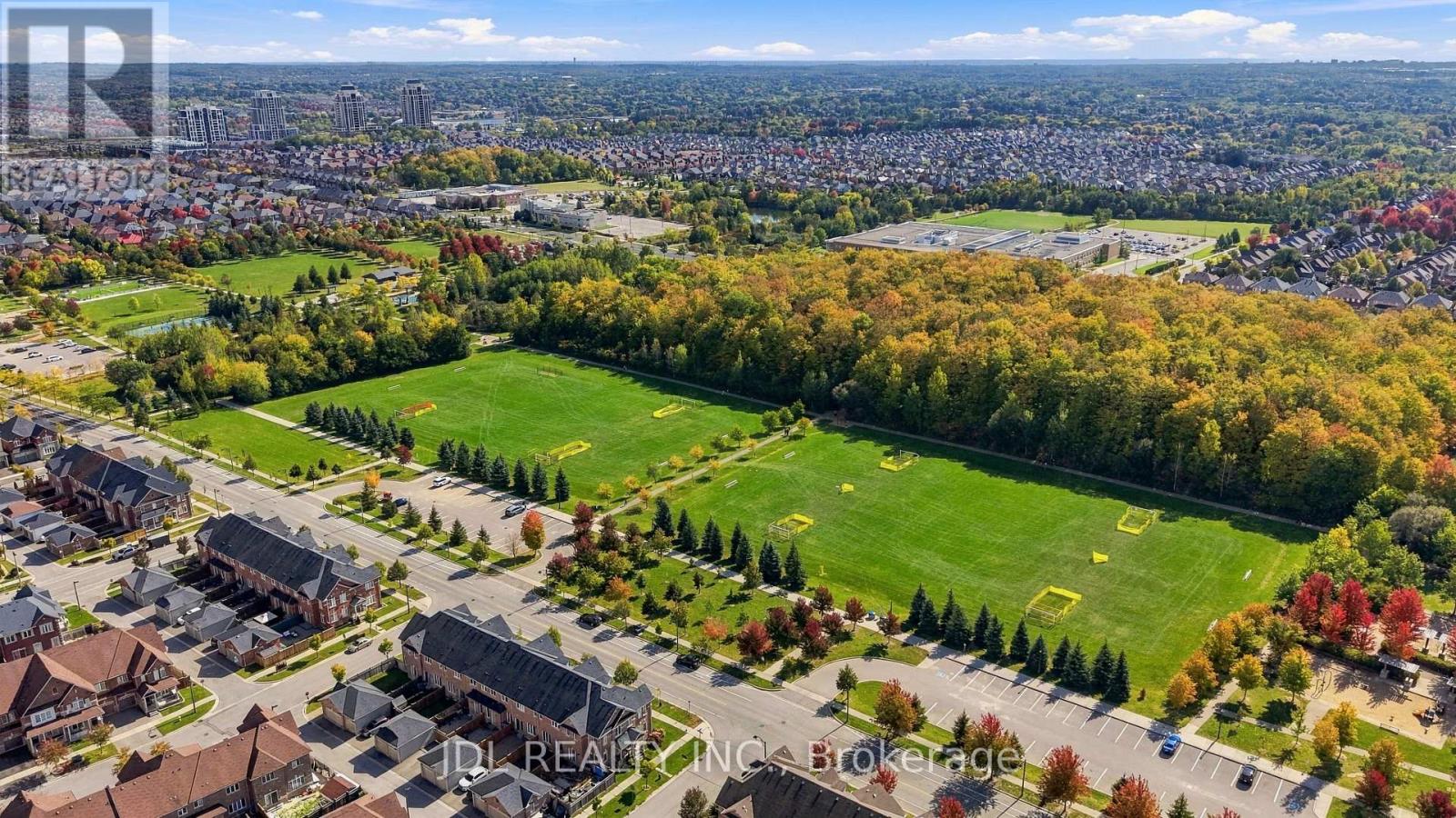 15 Beacon Point Street, Markham, Ontario  L6E 0P3 - Photo 50 - N13878244