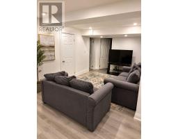 243 ORCHARD HEIGHTS BOULEVARD, Aurora, Ontario