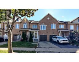 131 FOXCHASE AVENUE, Vaughan, Ontario
