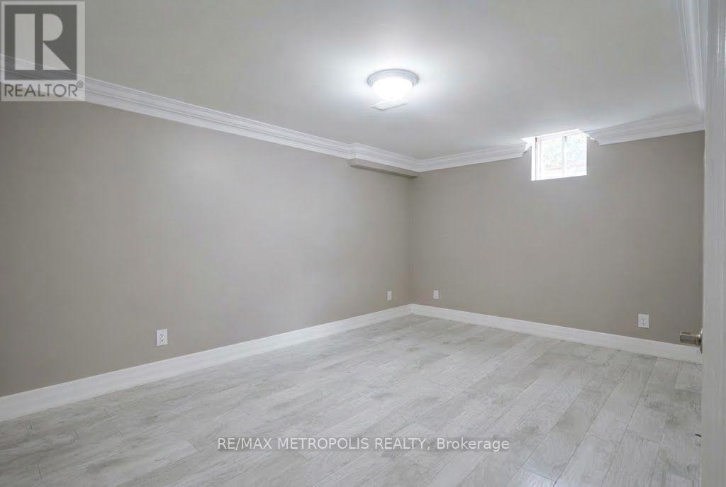 Bsmt - 121 Livingstone Street E, Barrie, Ontario  L4M 6X5 - Photo 12 - S13878202