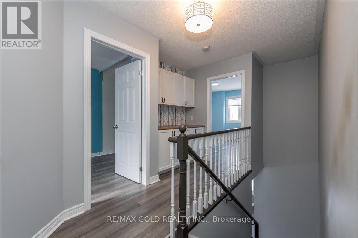117 Bentley Crescent, Barrie, Ontario  L4N 0Z1 - Photo 12 - S13878282