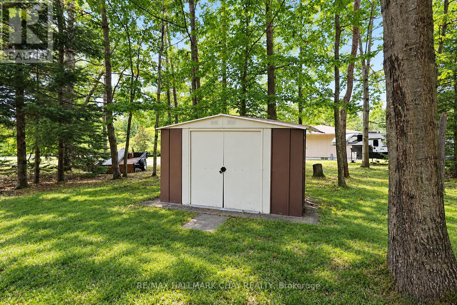 4 Binnie Drive, Springwater, Ontario  L9X 0C4 - Photo 28 - S13878354