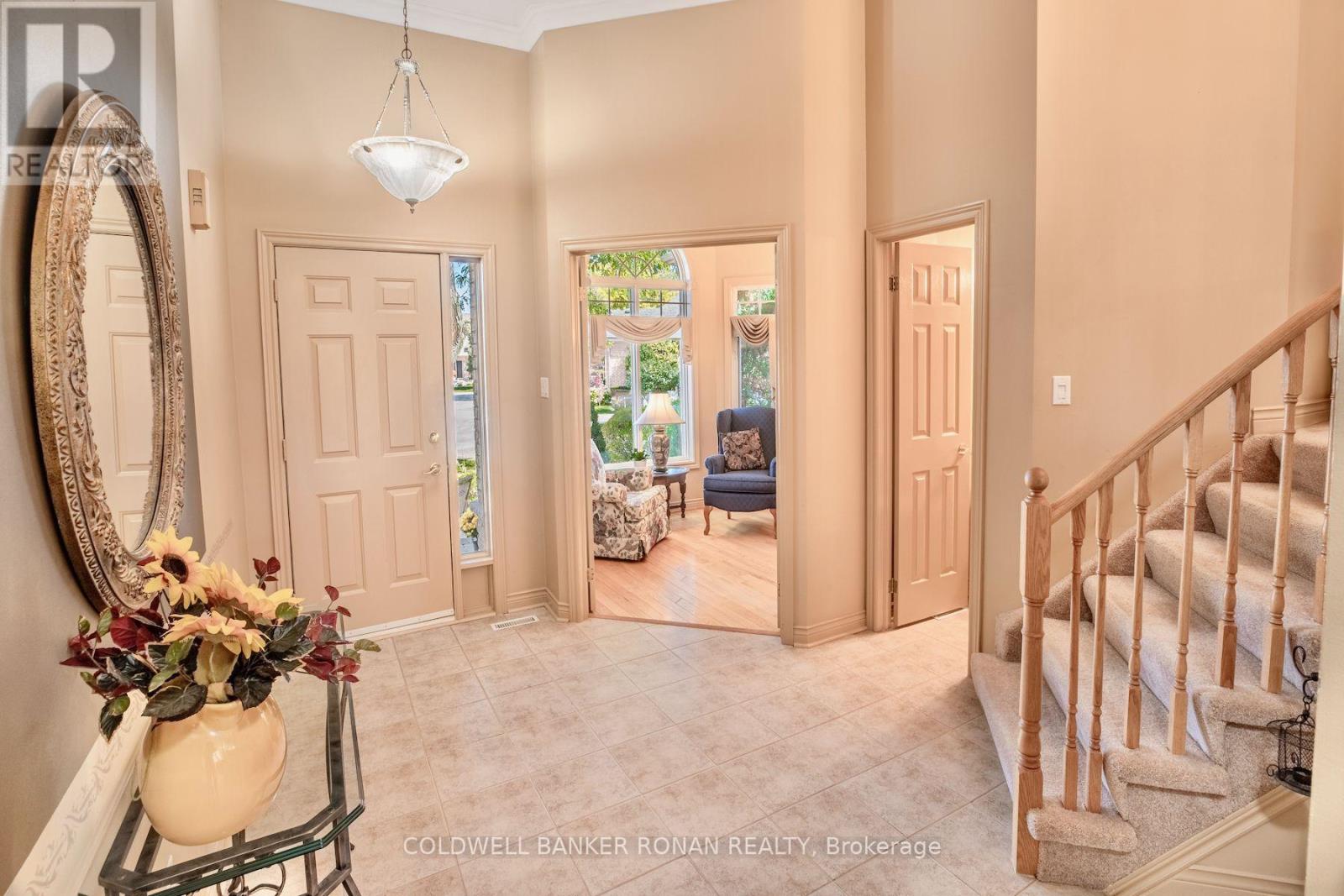 9 Fortuna Circle, New Tecumseth, Ontario  L9R 1Z3 - Photo 5 - N13876314
