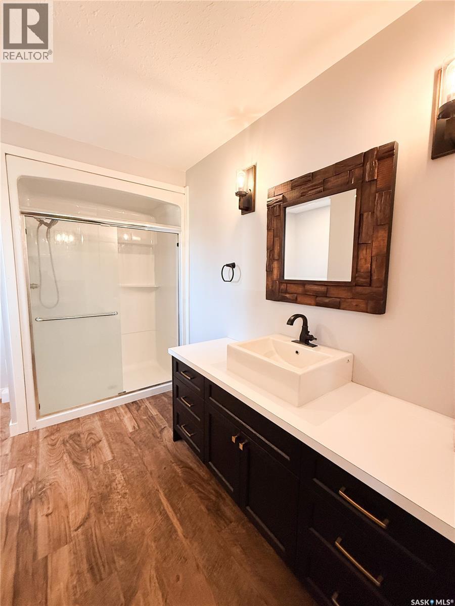 209 2nd Avenue E, Shaunavon, Saskatchewan  S0N 2M0 - Photo 12 - SK050710