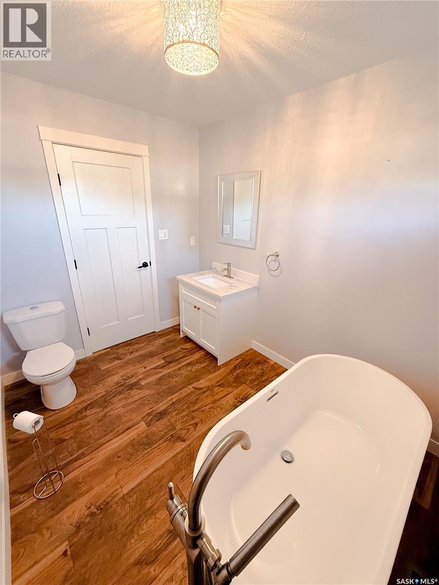 209 2nd Avenue E, Shaunavon, Saskatchewan  S0N 2M0 - Photo 18 - SK050710