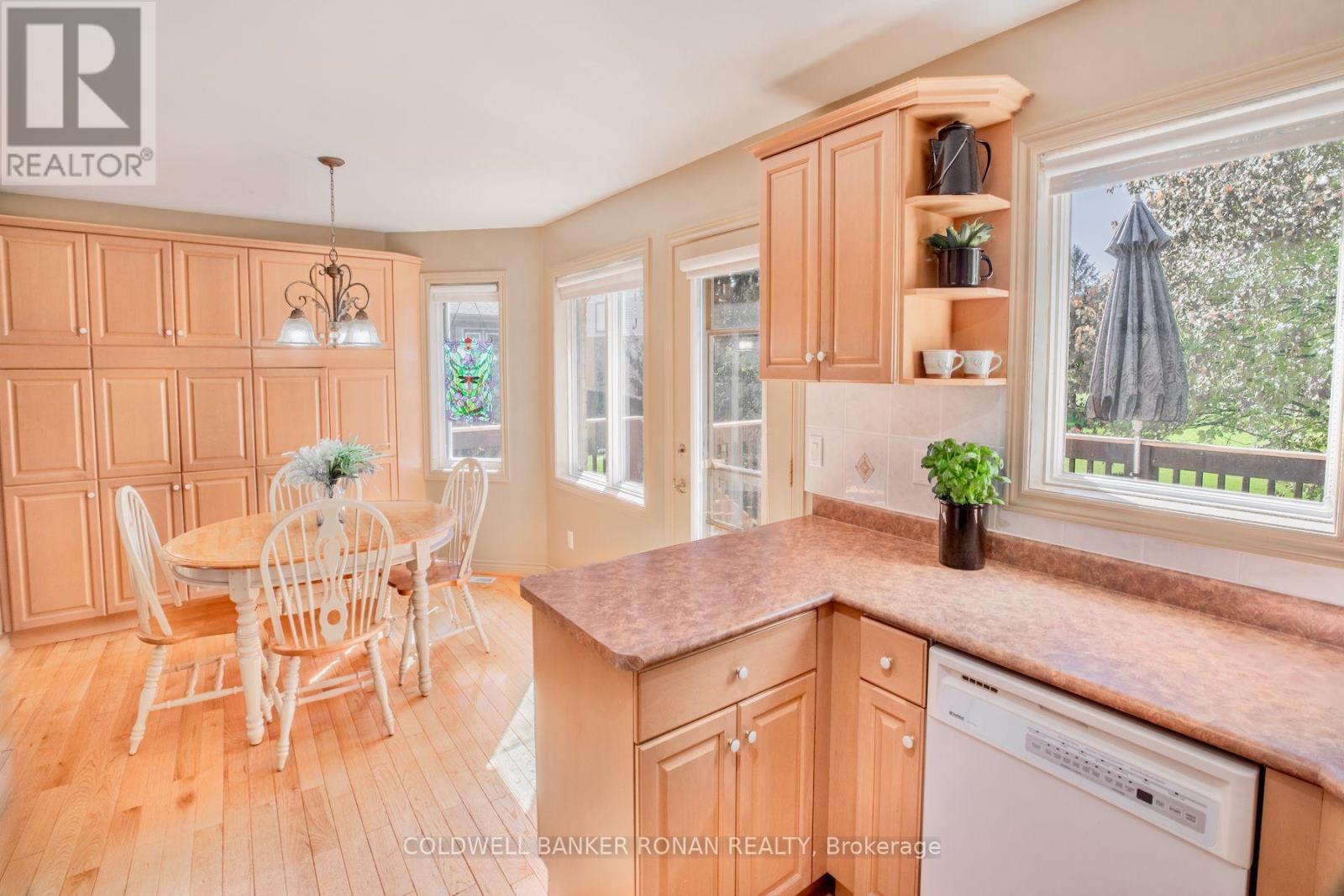9 Fortuna Circle, New Tecumseth, Ontario  L9R 1Z3 - Photo 14 - N13876314
