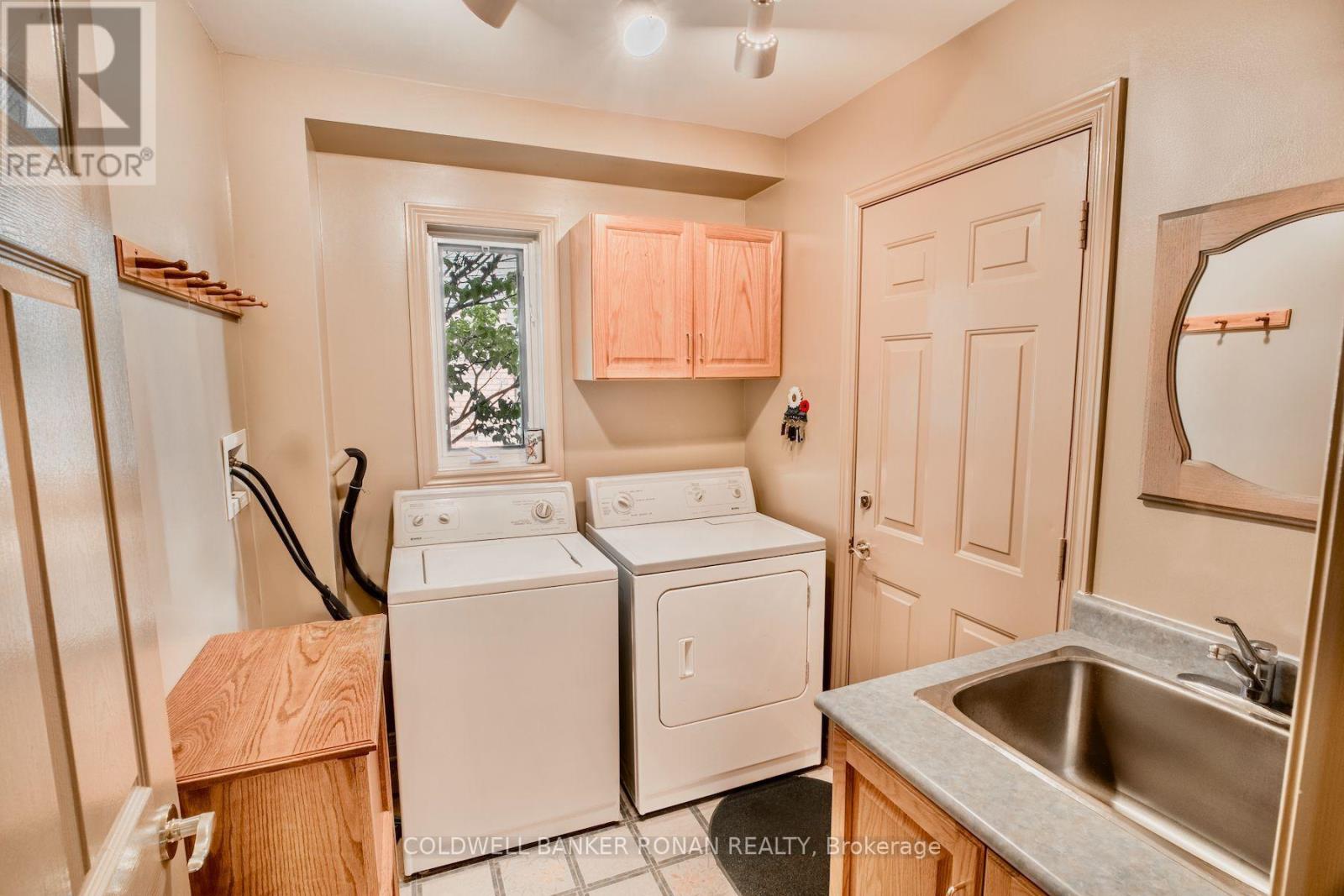 9 Fortuna Circle, New Tecumseth, Ontario  L9R 1Z3 - Photo 18 - N13876314