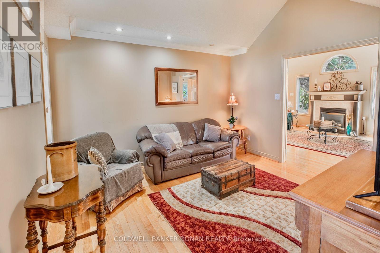 9 Fortuna Circle, New Tecumseth, Ontario  L9R 1Z3 - Photo 15 - N13876314