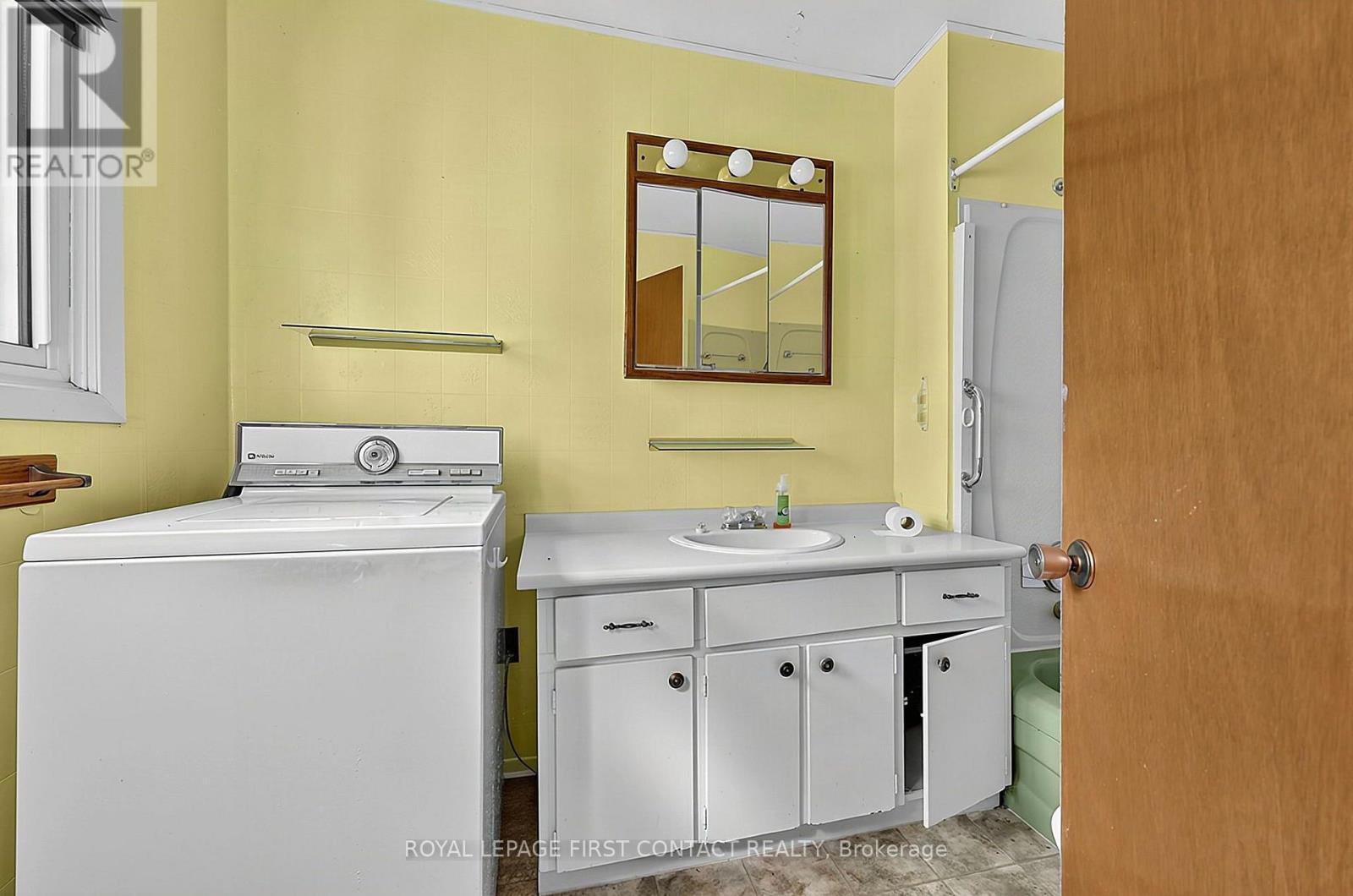 43 Fittons Road W, Orillia, Ontario  L3V 3T7 - Photo 26 - S13661072