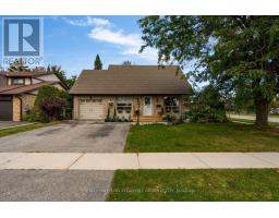 48 OREN BOULEVARD, Barrie, Ontario